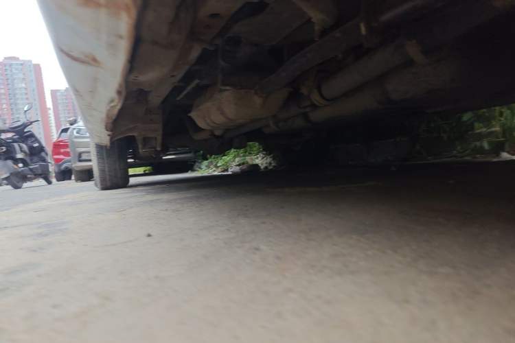 Used JAC Group Refine  Chassis Front Right