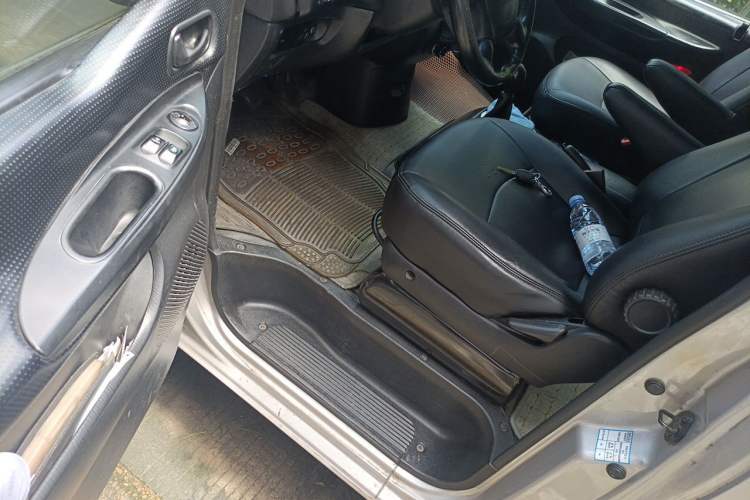 Used JAC Group Refine 2008 2.0L Shuttle Gasoline Basic Model with Front and Rear Air Conditioning Driver Seat
