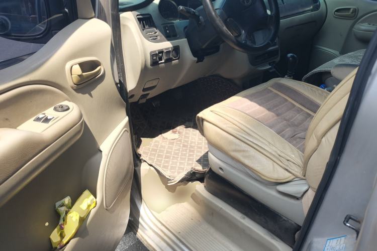 Used JAC Group Refine 2008 2.4L Colorful Journey Gasoline Manual Standard Version HFC4GA1-C Driver Seat