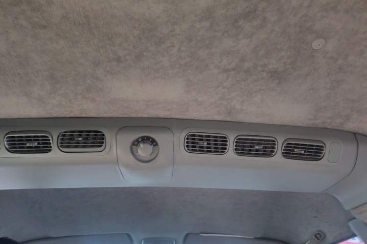 Used JAC Group Refine 2008 2.4L Colorful Journey Gasoline Manual Basic Version HFC4GA1-C Headliner