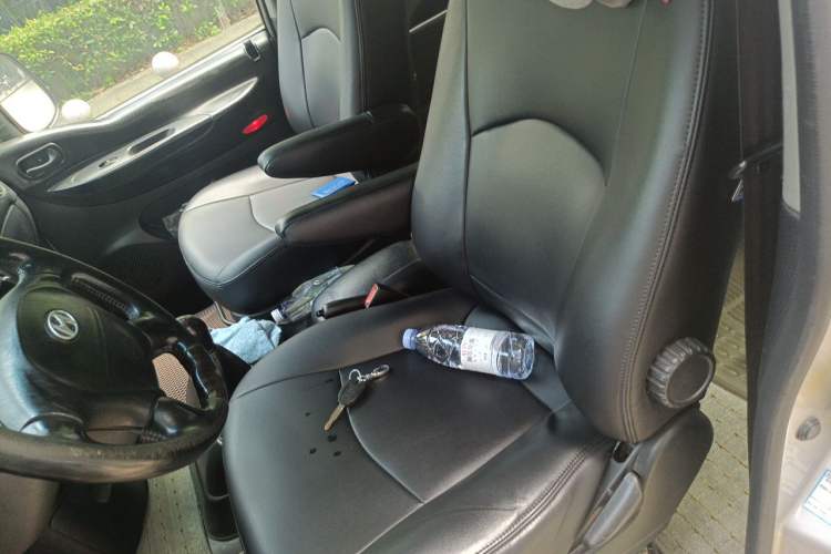 Used JAC Group Refine 2008 2.0L Shuttle Gasoline Basic Model with Front and Rear Air Conditioning Left Front Seat