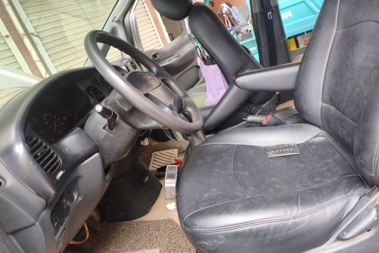 Used JAC Group Refine 2008 2.0L Shuttle Gasoline Basic Version with Single Air Conditioner Left Front Seat