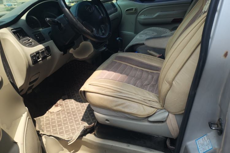 Used JAC Group Refine 2008 2.4L Colorful Journey Gasoline Manual Standard Version HFC4GA1-C Left Front Seat
