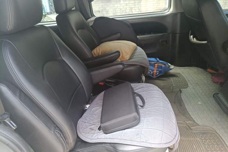 Used JAC Group Refine 2008 2.0L Shuttle Gasoline Basic Model with Front and Rear Air Conditioning Left Rear Seat