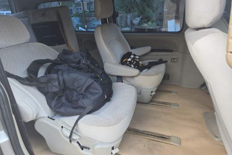 Used JAC Group Refine 2008 2.4L Colorful Journey Gasoline Manual Standard Version HFC4GA1-C Left Rear Seat
