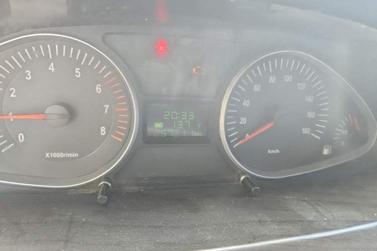 Used JAC Group Refine 2008 2.4L Colorful Journey Gasoline Manual Standard Version HFC4GA1-C Odometer Close Up