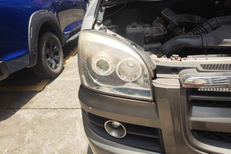 Used JAC Group Refine 2008 2.0L Shuttle Gasoline Basic Version with Single Air Conditioner Right Front Headlight