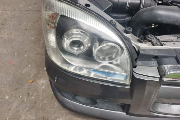 Used JAC Group Refine 2008 2.4L Colorful Journey Gasoline Manual Standard Version HFC4GA1-C Right Front Headlight
