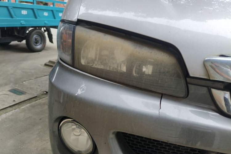 Used JAC Group Refine 2008 2.0L Shuttle Gasoline Basic Version with Single Air Conditioner Right Front Headlight