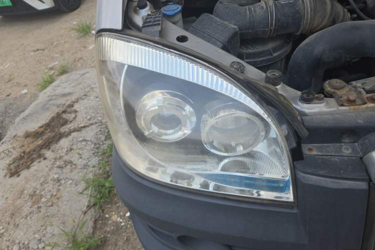Used JAC Group Refine 2008 2.4L Colorful Journey Gasoline Manual Standard Version HFC4GA1-C Right Front Headlight