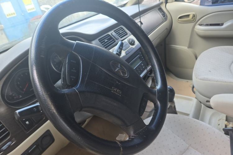 Used JAC Group Refine 2008 2.4L Colorful Journey Gasoline Manual Standard Version HFC4GA1-C Steering Wheel