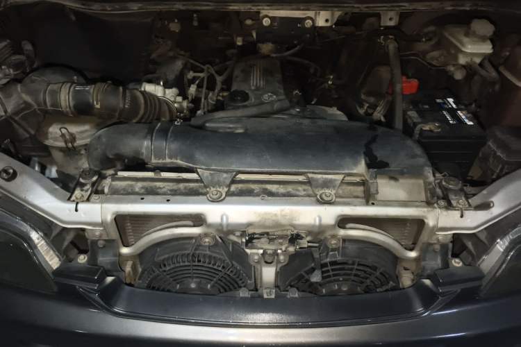Used JAC Group Refine  Engine Bay
