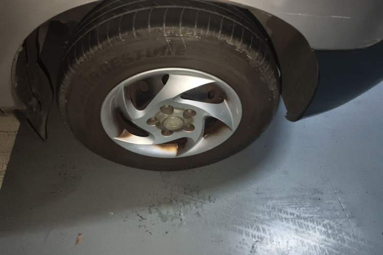 Used JAC Group Refine  Right Front Wheel Hub