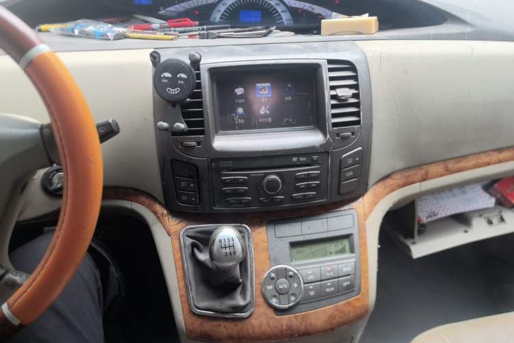 Used JAC Group Refine 2011 2.0T Xianghe Gasoline Luxury Edition HFC4GA3-1C Audio And AC Panel