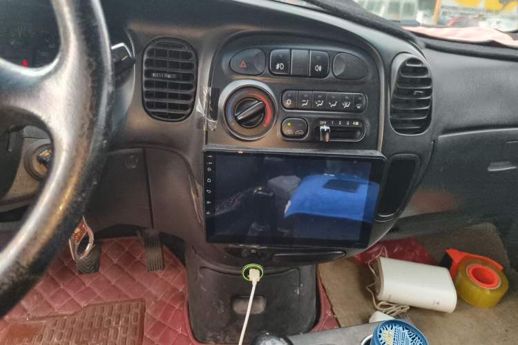 Used JAC Group Refine 2011 2.0L Shuttle Gasoline Standard Edition HFC4GA3 Audio And AC Panel