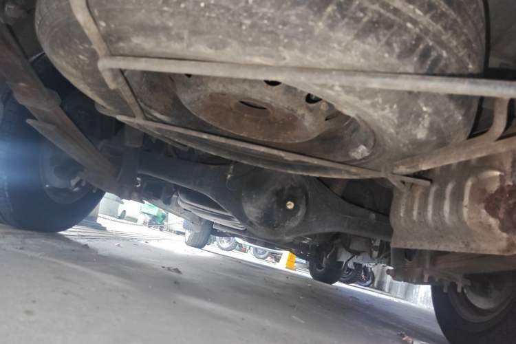 Used JAC Group Refine 2011 2.0L Shuttle Gasoline Comfort Edition HFC4GA3 Chassis Rear