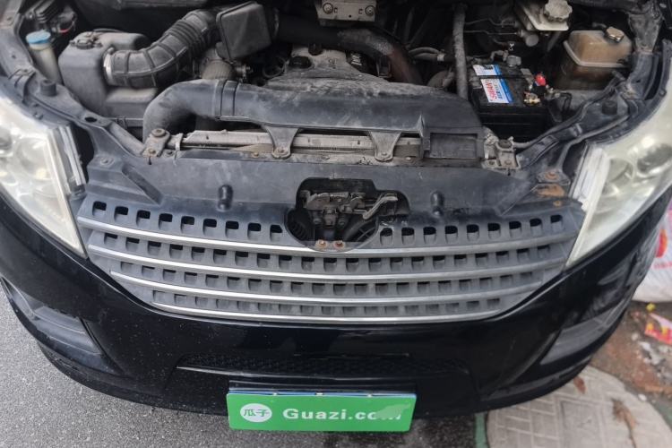 Used JAC Group Refine 2011 2.0T Xianghe Gasoline Luxury Edition HFC4GA3-1C Engine Bay