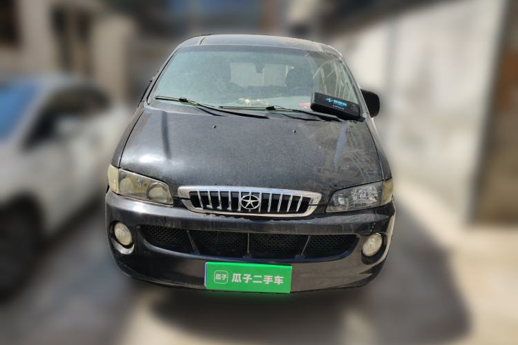 Used JAC Group Refine 2011 2.0L Shuttle Gasoline Comfort Edition HFC4GA3 Front