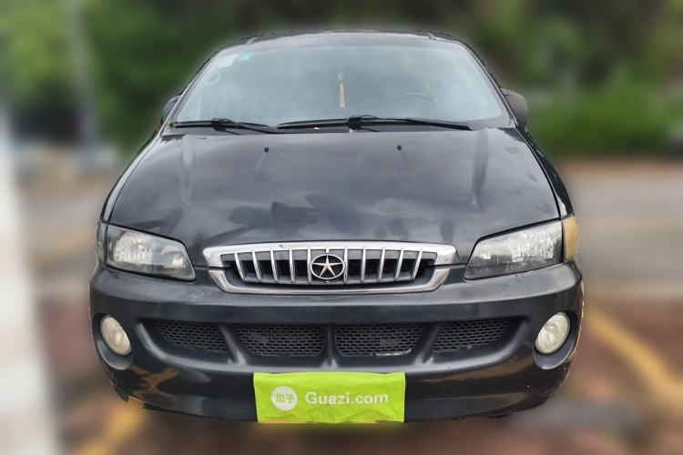 Used JAC Group Refine 2011 2.0L Shuttle Gasoline Standard Edition HFC4GA3 Front