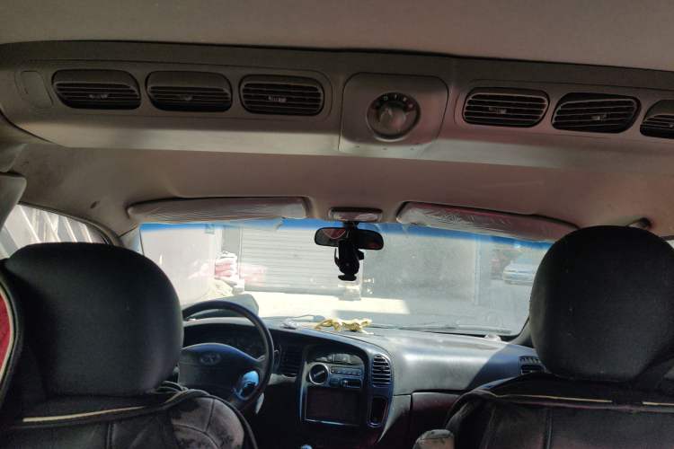 Used JAC Group Refine 2011 2.0L Shuttle Gasoline Comfort Edition HFC4GA3 Headliner