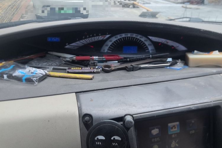 Used JAC Group Refine 2011 2.0T Xianghe Gasoline Luxury Edition HFC4GA3-1C Instrument Cluster