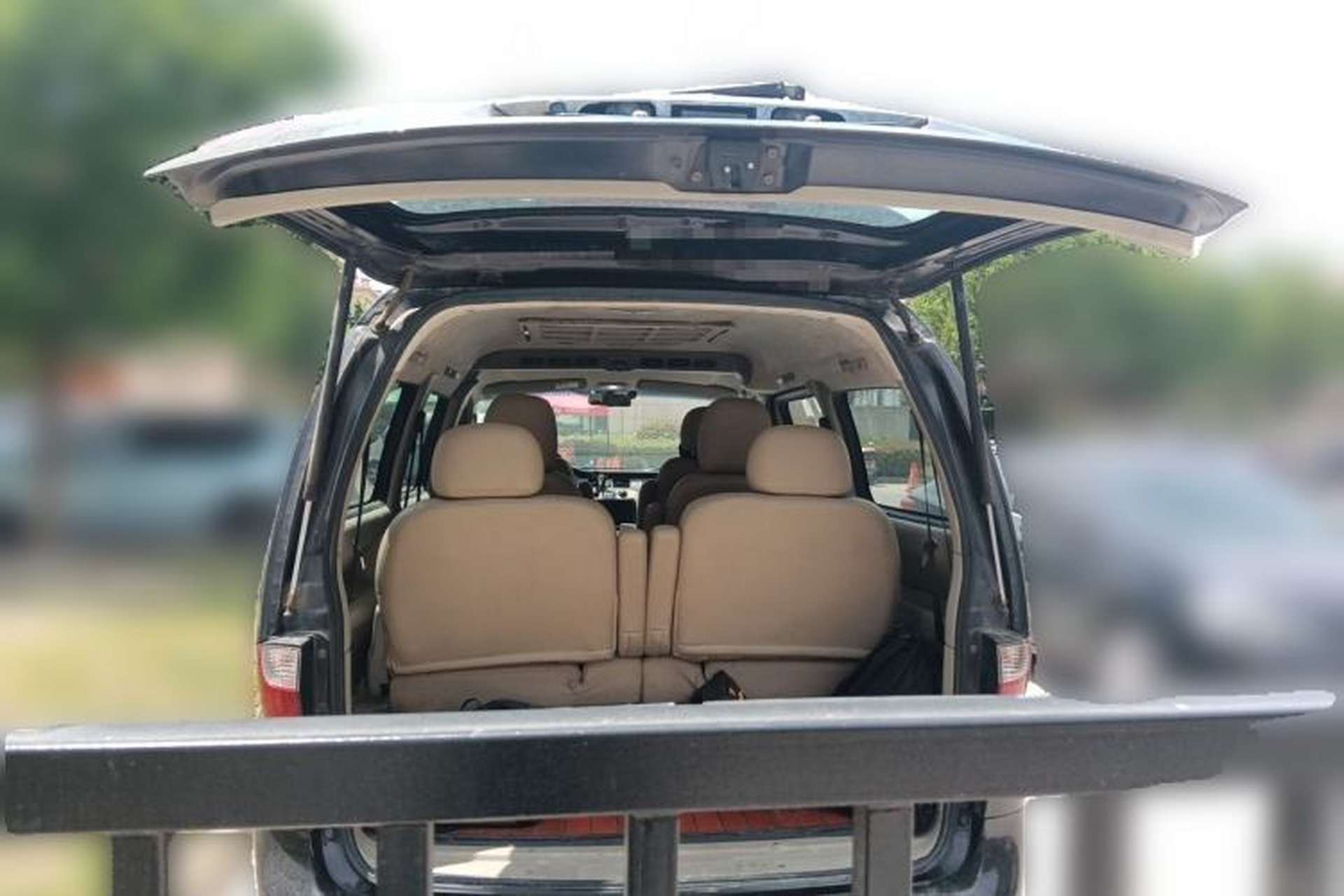 Used JAC Group Refine 2011 2.4L Colorful Journey Gasoline Comfort Edition HFC4GA1-C Trunk