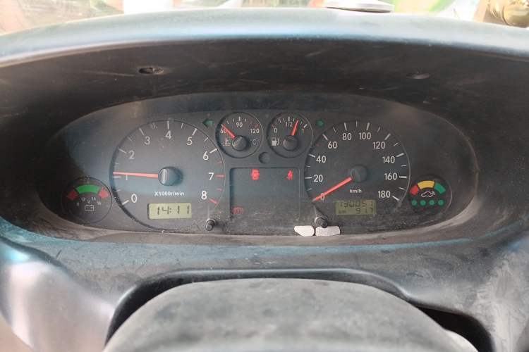 Used JAC Group Refine 2011 2.0L Shuttle Gasoline Standard Edition HFC4GA3 Instrument Cluster