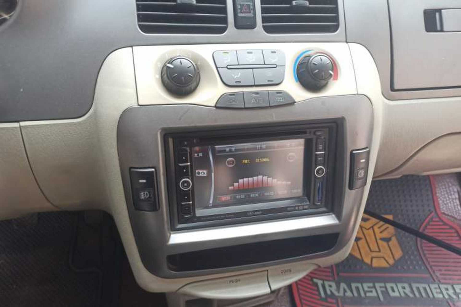 Used JAC Group Refine 2011 2.4L Colorful Journey Gasoline Standard Edition HFC4GA1-C Audio And AC Panel