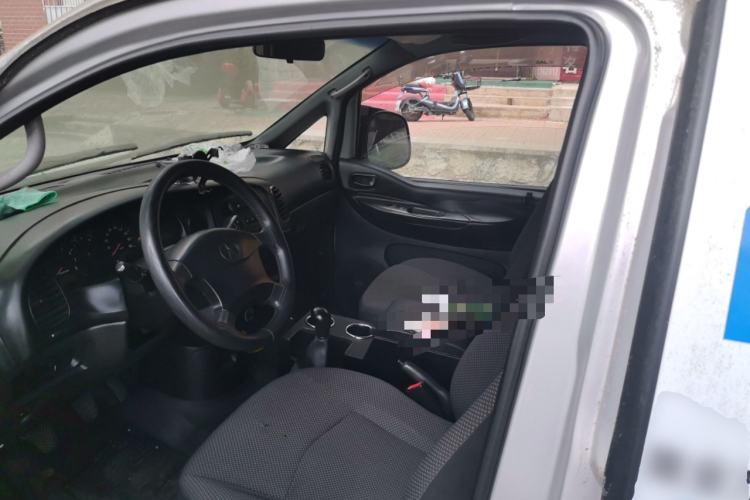 Used JAC Group Refine 2011 2.0L Shuttle Gasoline Comfort Edition HFC4GA3 Driver Seat