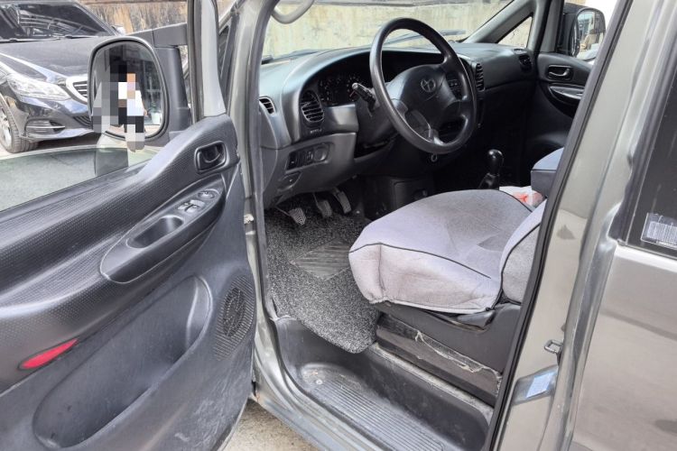 Used JAC Group Refine 2011 2.0L Shuttle Gasoline Comfort Edition HFC4GA3 Driver Seat