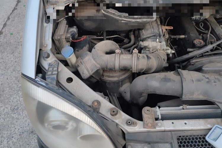 Used JAC Group Refine 2011 2.4L Government Procurement Version Manual Luxury Trim Engine Bay Right
