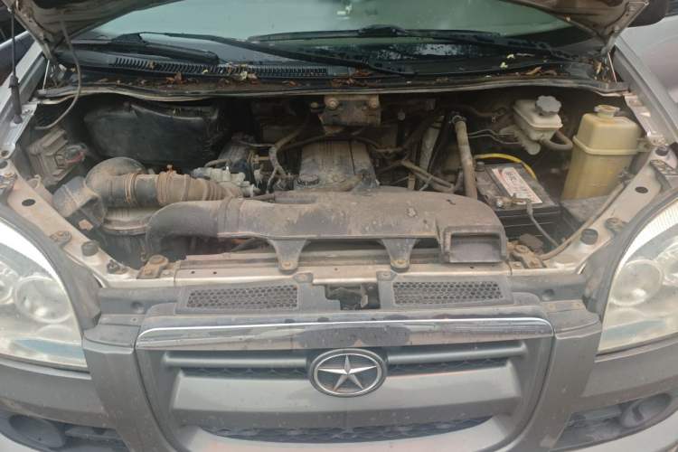 Used JAC Group Refine 2011 2.4L Government Procurement Version Manual Luxury Trim Engine Bay
