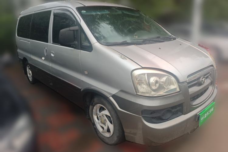 Used JAC Group Refine 2011 2.4L Government Procurement Version Manual Luxury Trim Front Right 45 Deg