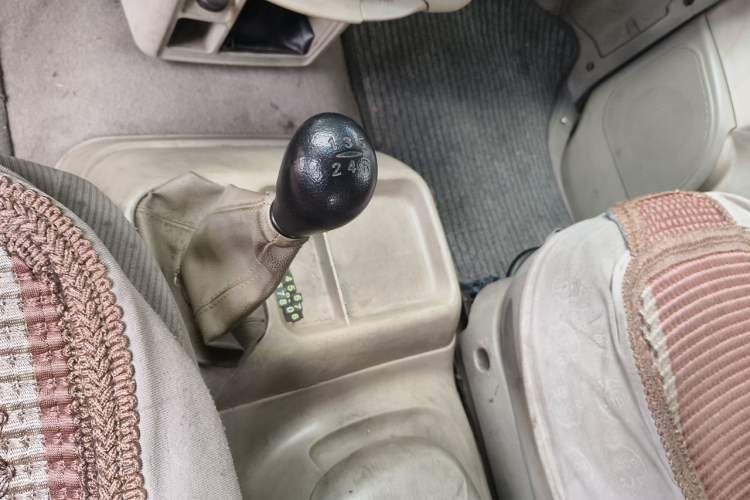 Used JAC Group Refine 2011 2.4L Colorful Journey Gasoline Standard Edition HFC4GA1-C Gear Lever