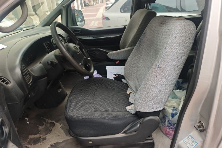 Used JAC Group Refine 2011 2.0L Shuttle Gasoline Standard Edition HFC4GA3 Left Front Seat
