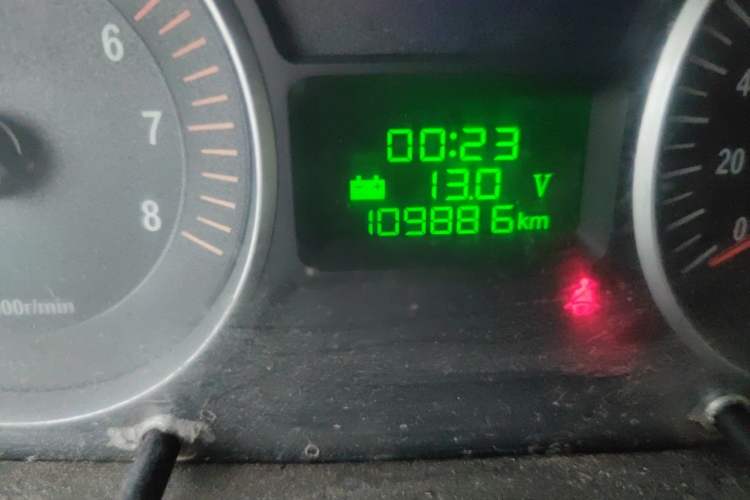 Used JAC Group Refine 2011 2.4L Government Procurement Version Manual Luxury Trim Odometer Close Up