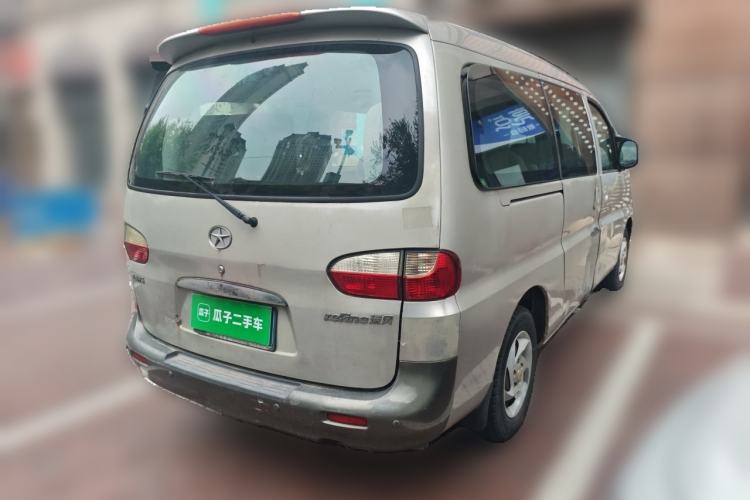 Used JAC Group Refine 2011 2.0L Shuttle Gasoline Standard Edition HFC4GA3 Rear Right 45 Deg