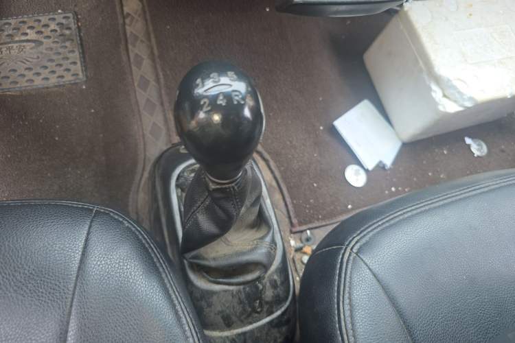 Used JAC Group Refine 2011 2.8T Shuttle Diesel Standard Version HFC4DA1-2B1 Gear Lever