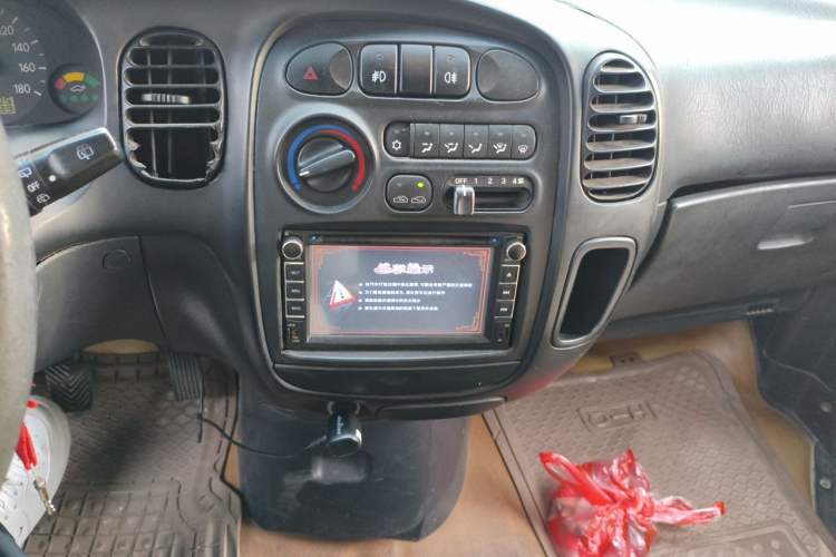 Used JAC Group Refine 2011 2.0L Shuttle Gasoline Standard Edition HFC4GA3 Audio And AC Panel