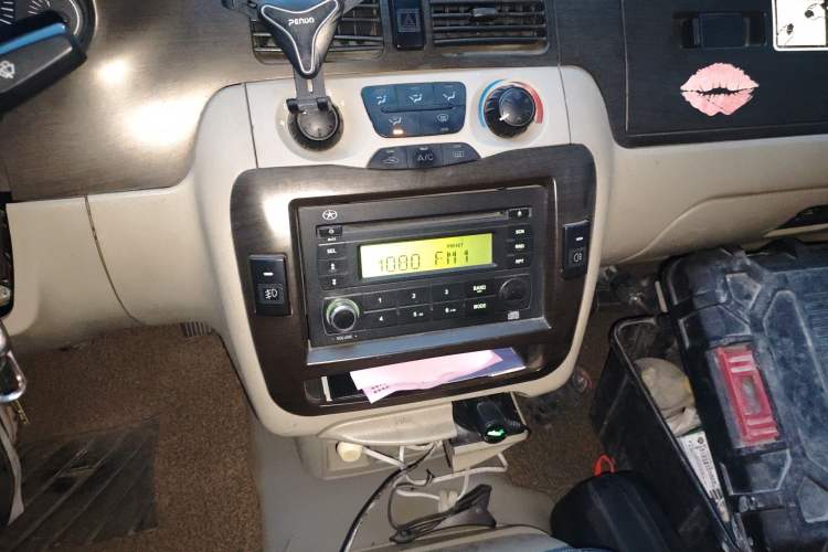 Used JAC Group Refine 2011 2.4L Colorful Journey Gasoline Standard Edition HFC4GA1-C Audio And AC Panel