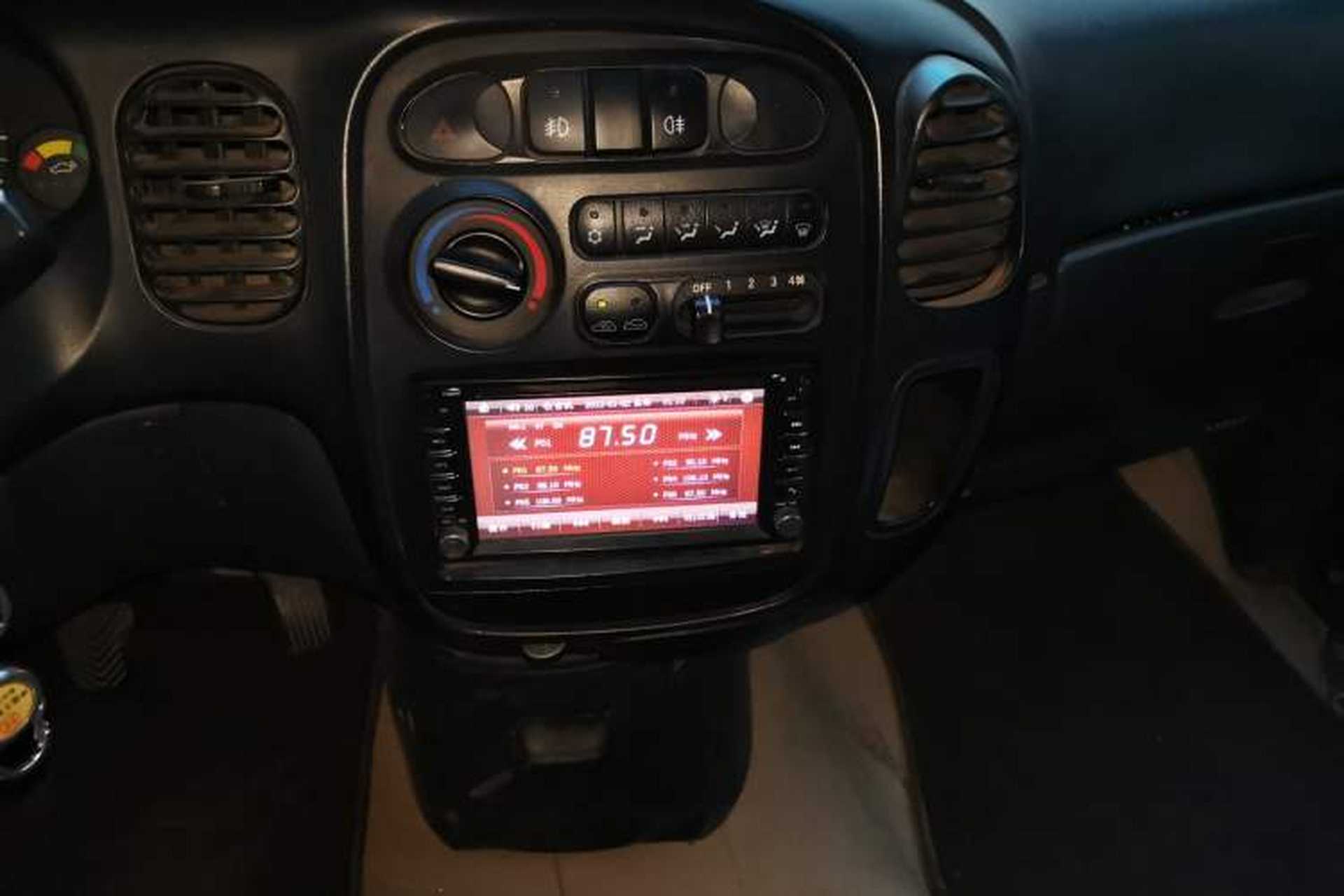 Used JAC Group Refine 2011 2.0L Shuttle Gasoline Comfort Edition HFC4GA3 Audio And AC Panel