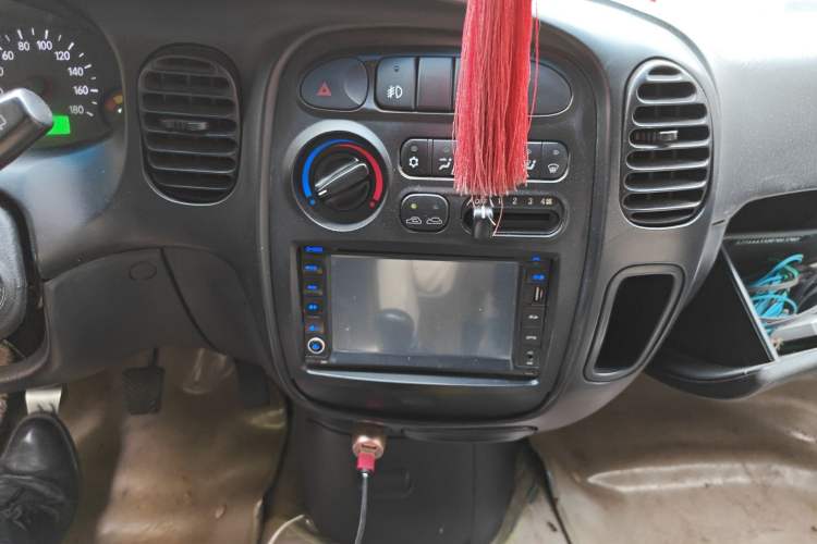 Used JAC Group Refine 2011 2.0L Shuttle Gasoline Comfort Edition HFC4GA3 Audio And AC Panel