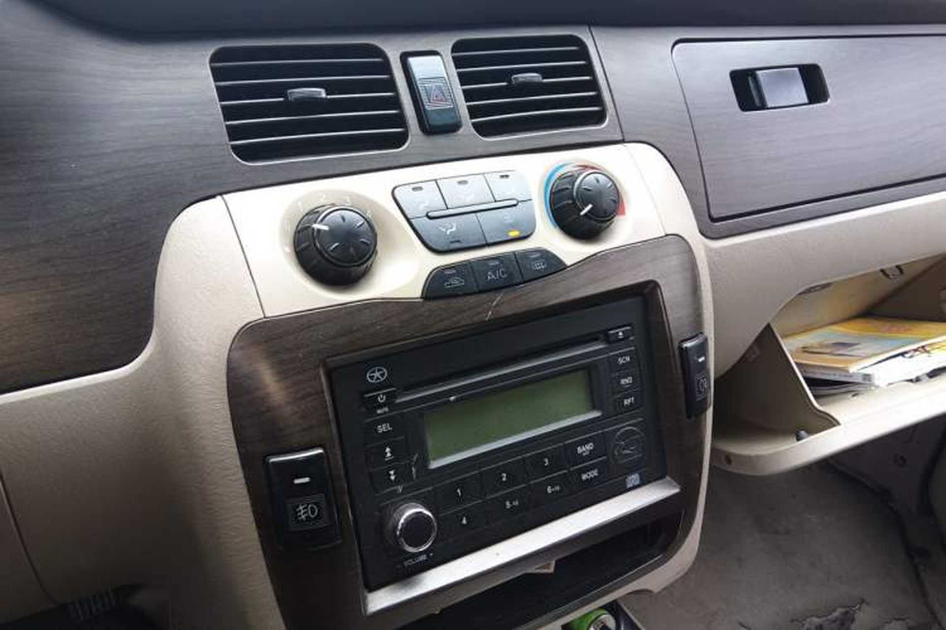 Used JAC Group Refine 2011 2.4L Xianghe Gasoline Standard Edition HFC4GA1-C Audio And AC Panel