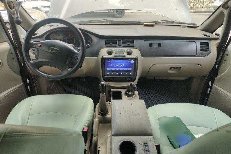 Used JAC Group Refine 2011 2.4L Government Procurement Version Manual Luxury Trim Center Console