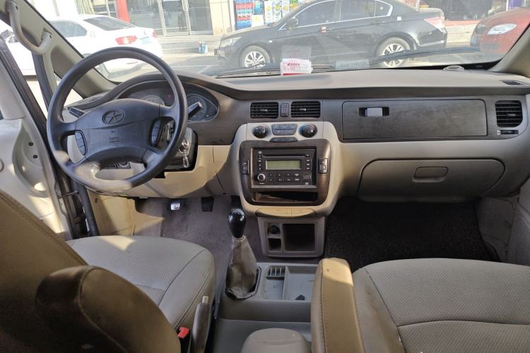 Used JAC Group Refine 2011 2.4L Government Procurement Version Manual Luxury Trim Center Console
