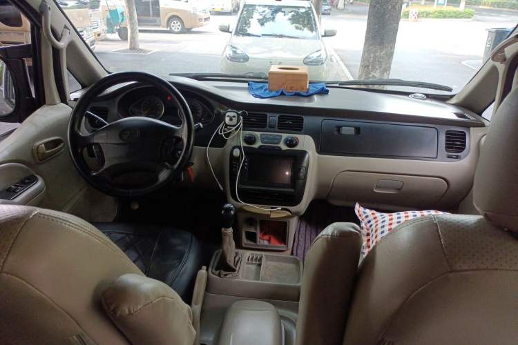 Used JAC Group Refine 2011 2.4L Government Procurement Version Manual Luxury Trim Center Console