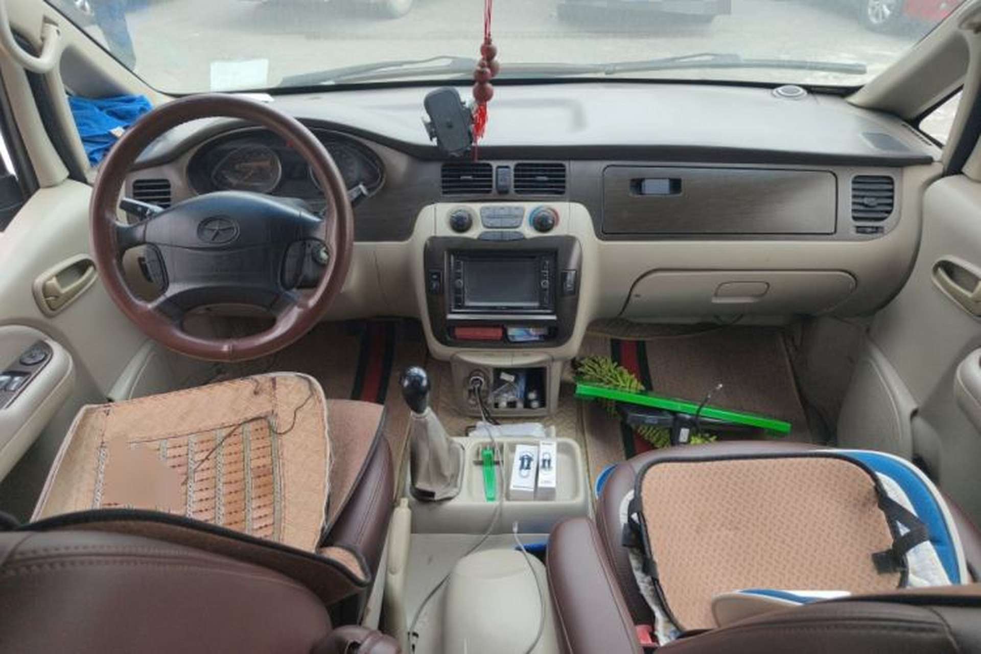 Used JAC Group Refine 2011 2.4L Government Procurement Version Manual Luxury Trim Center Console