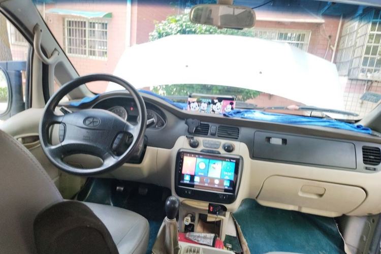 Used JAC Group Refine 2011 2.4L Government Procurement Version Manual Luxury Trim Center Console
