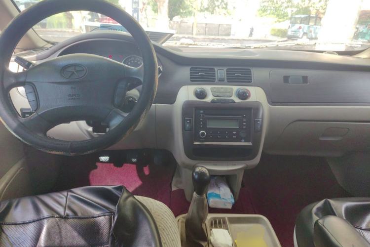 Used JAC Group Refine 2011 2.4L Government Procurement Version Manual Luxury Trim Center Console