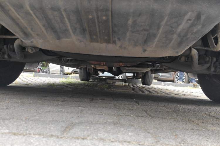 Used JAC Group Refine  Chassis Front